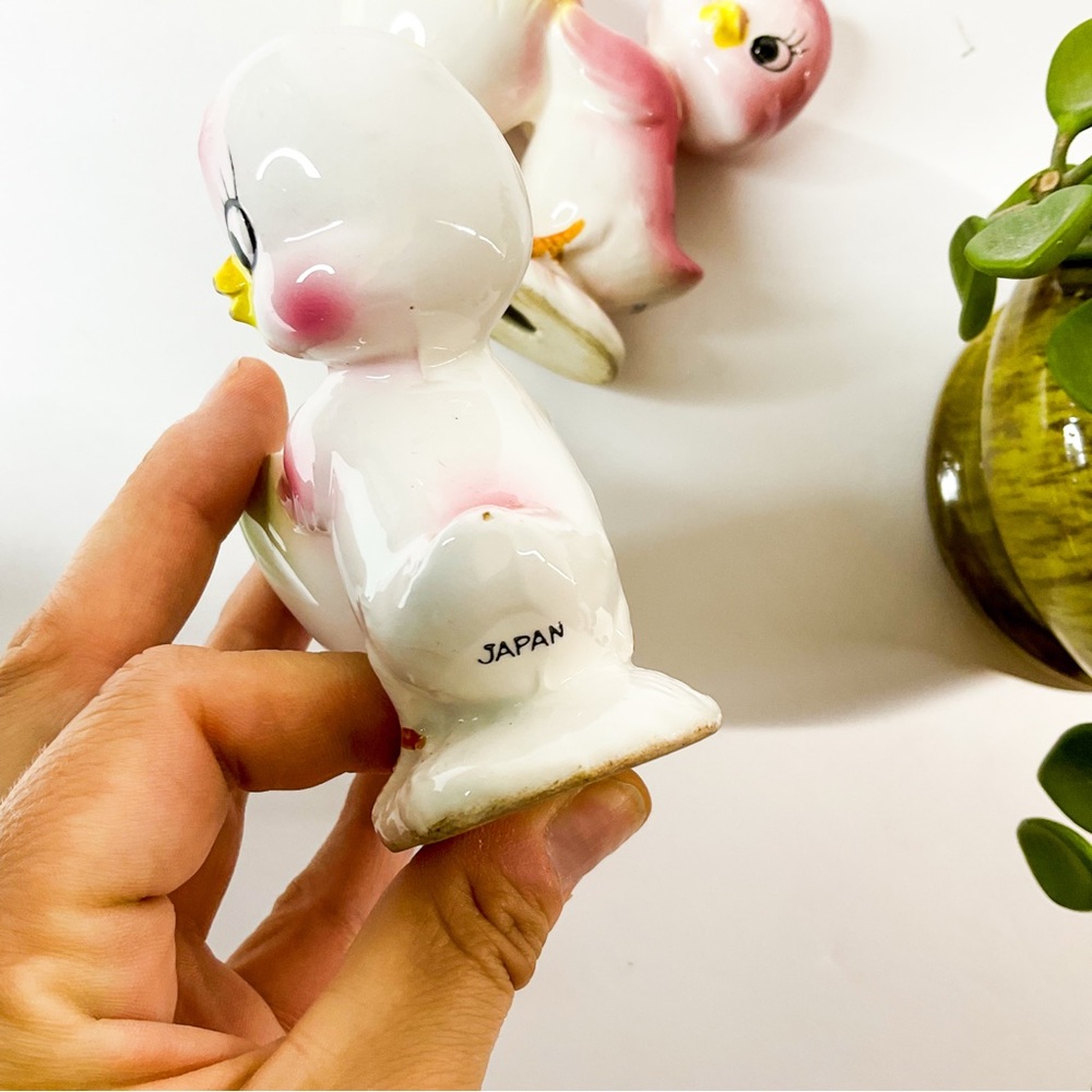 VINTAGE Mid-Century Japanese Pink Duck Eggcup Set Ceramic Figurines - Picture 5 of 7